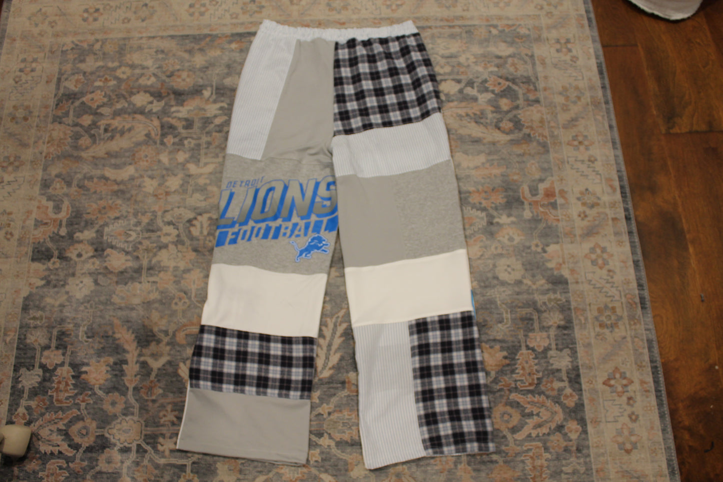 Lions Patchwork Tshirt x Jersey Pants