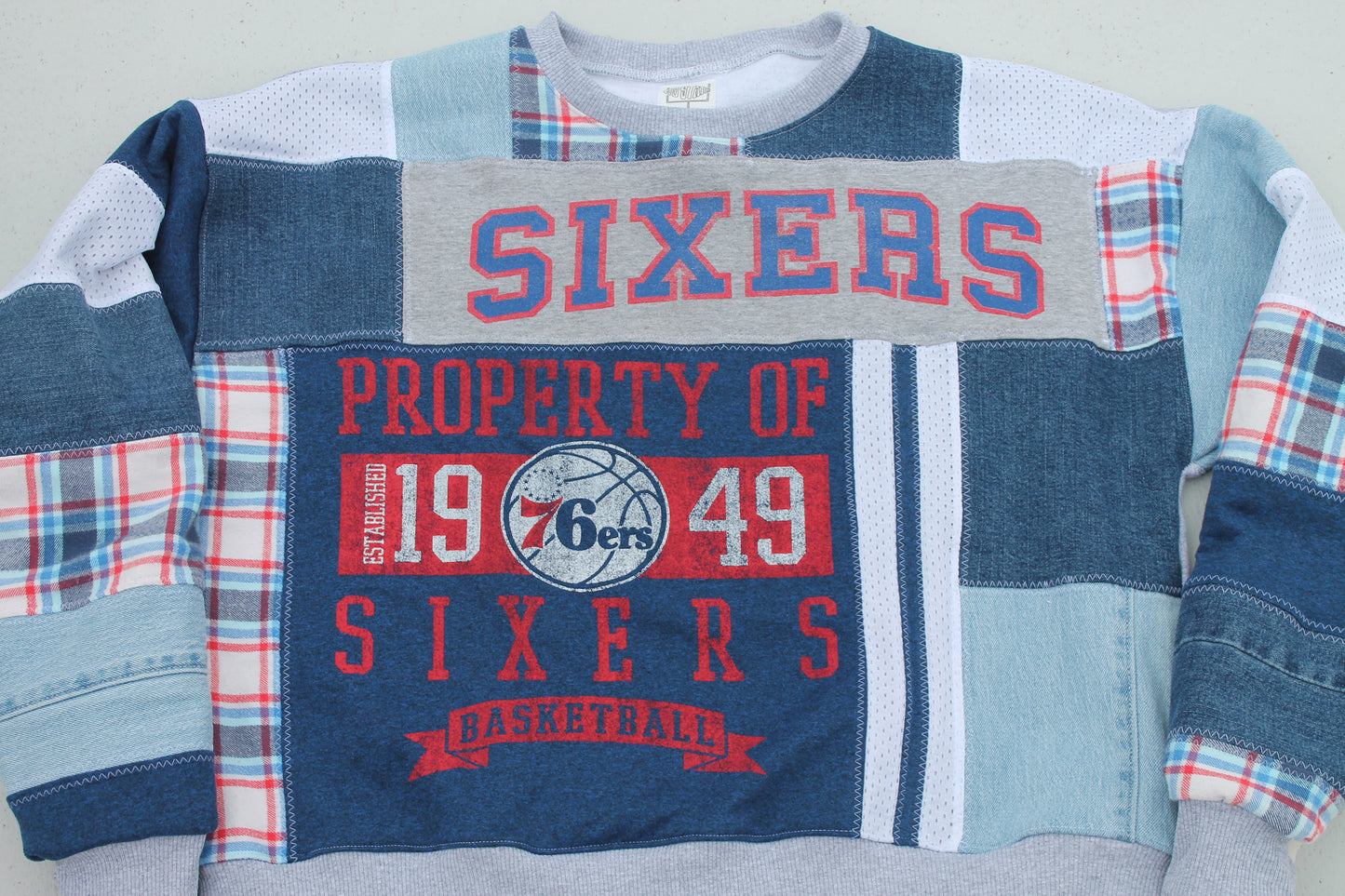 Sixers patchwork crew neck